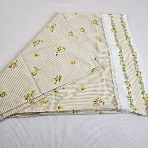 Vintage Cannon Monticello Yellow Floral Stripe Standard Pillowcases USA Muslin